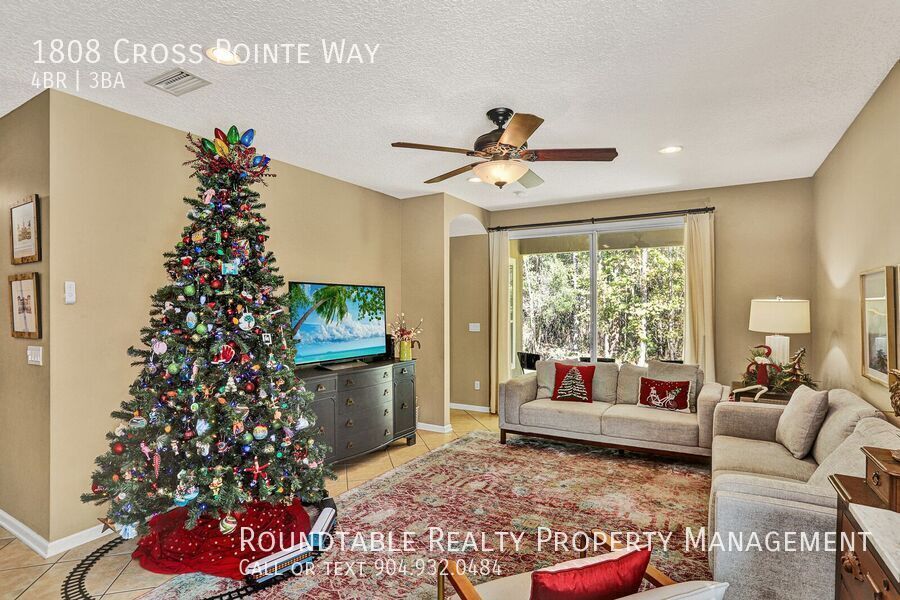 Great 4 bedroom/ 3 bathroom home in St Johns Golf and Country club for rent! property image