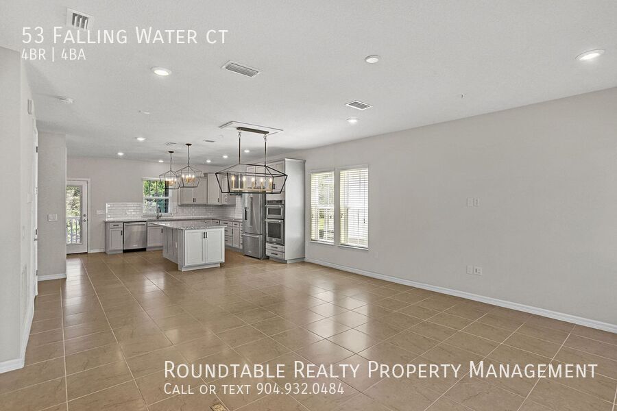 4 bedroom/ 3.5 bathroom end unit townhome in Nocatee! property image
