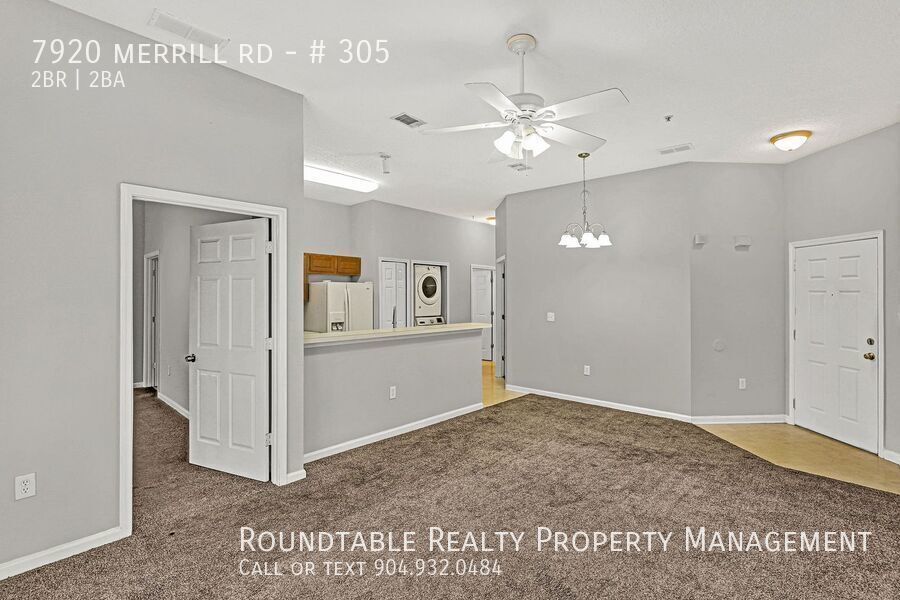 Great 2 bedroom/ 2 bathroom condo on the Southside property image