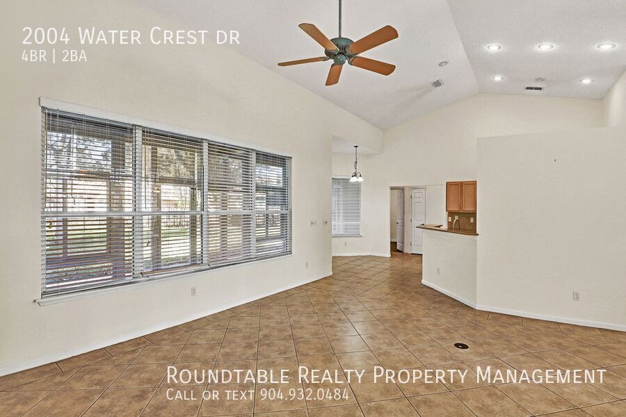 Great 4 bedroom/ 2 bathroom home in Eagle Harbor property image