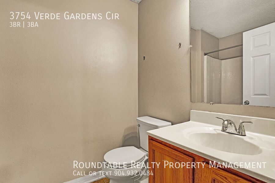 3 bedroom/ 2.5 bathroom townhome on the Northside! property image