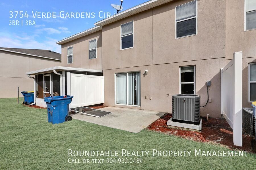 3 bedroom/ 2.5 bathroom townhome on the Northside! property image