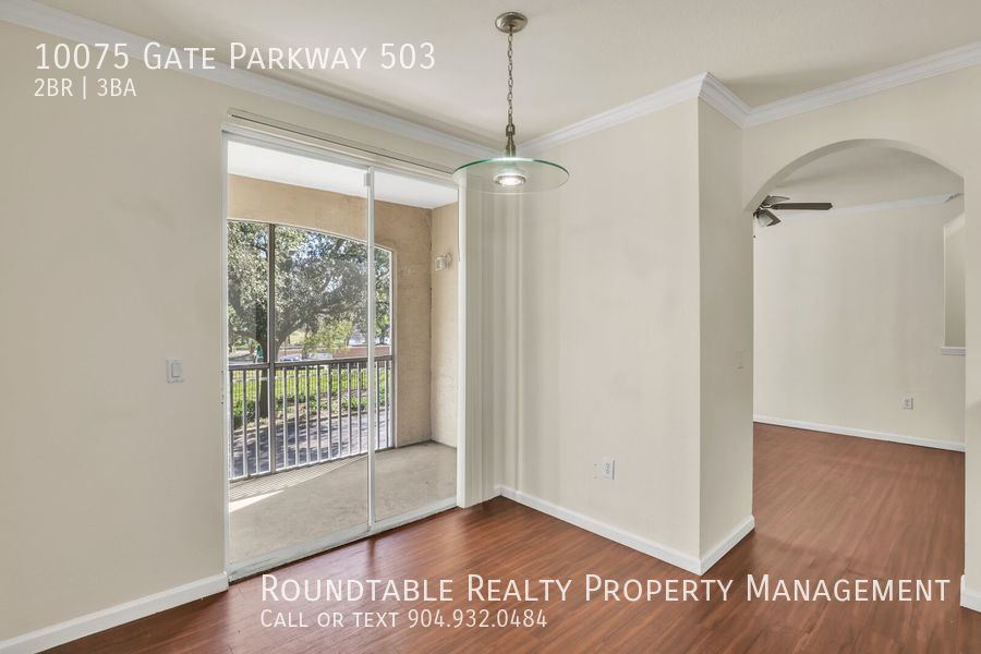 2 bedroom/ 2.5 bathroom condo next to St Johns Town center! property image