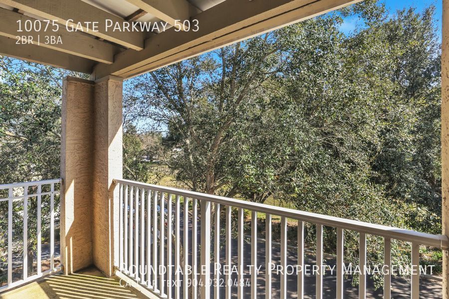 2 bedroom/ 2.5 bathroom condo next to St Johns Town center! property image