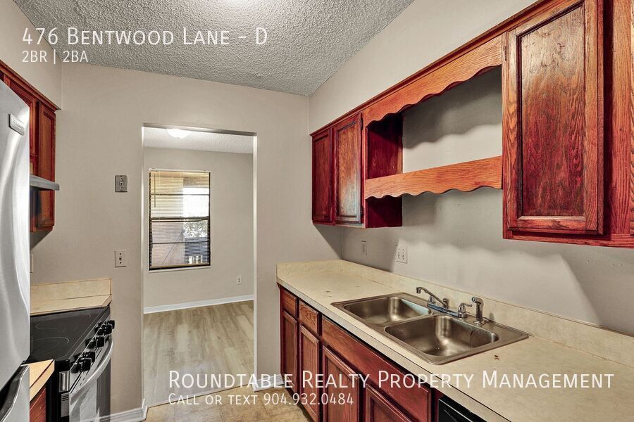 2 bedroom/ 1.5 bathroom apartment in Orange Park property image