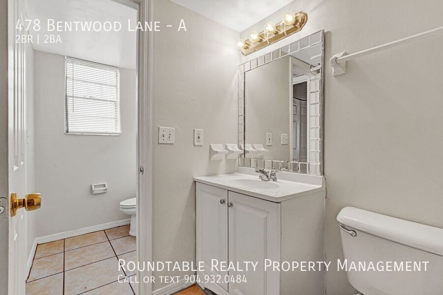 2 bedroom/ 1.5 bathroom apartment in Orange Park. Bottom floor! property image
