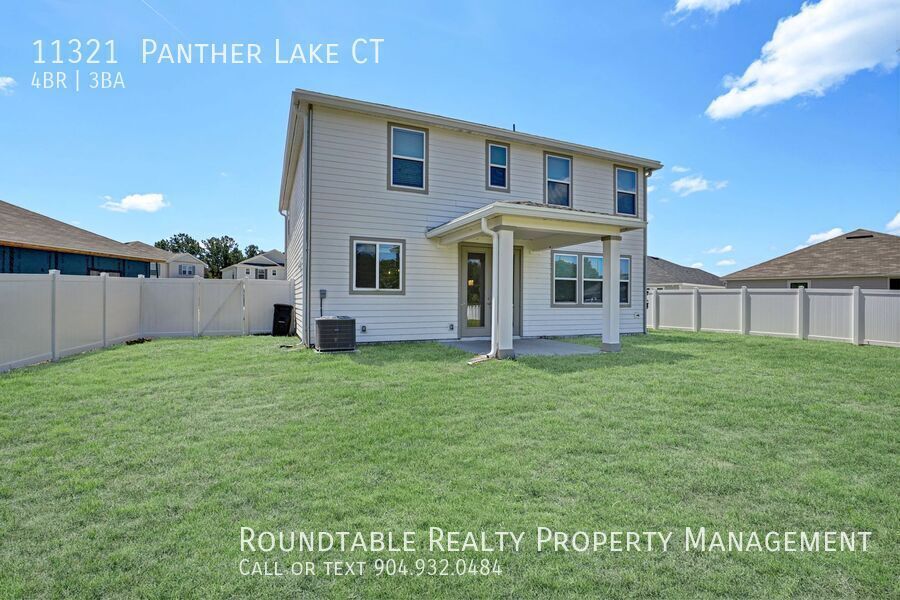 Like new 4 bedroom/ 3 bathroom home on the Westside property image