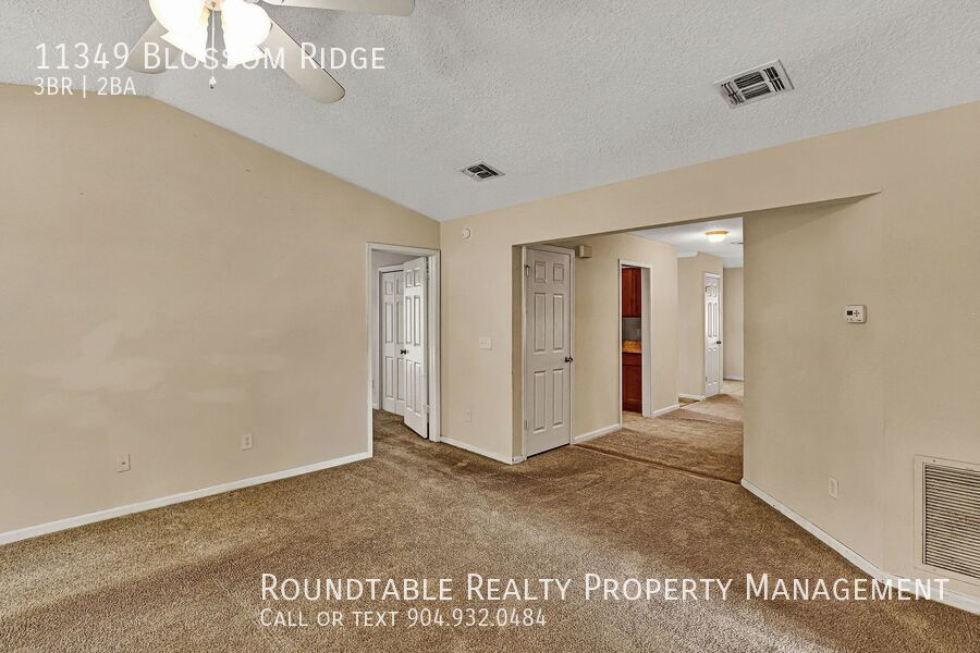 3 bedroom/ 2 bathroom home on the Northside! property image
