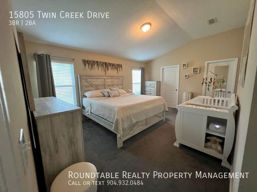 Beautiful 3 bedroom/ 2 bathroom home in Rivercity! property image